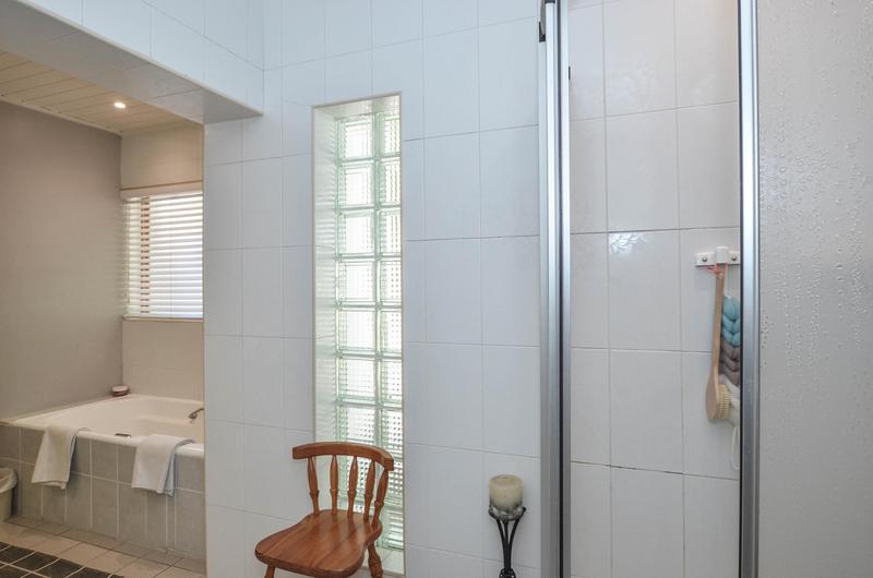 6 Bedroom Property for Sale in Welgemoed Western Cape